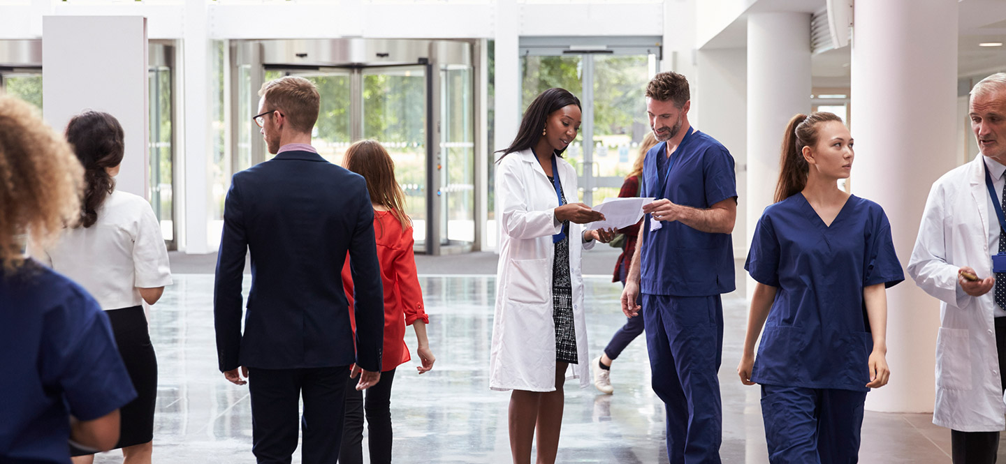 Etablissements de santé et services à domicile